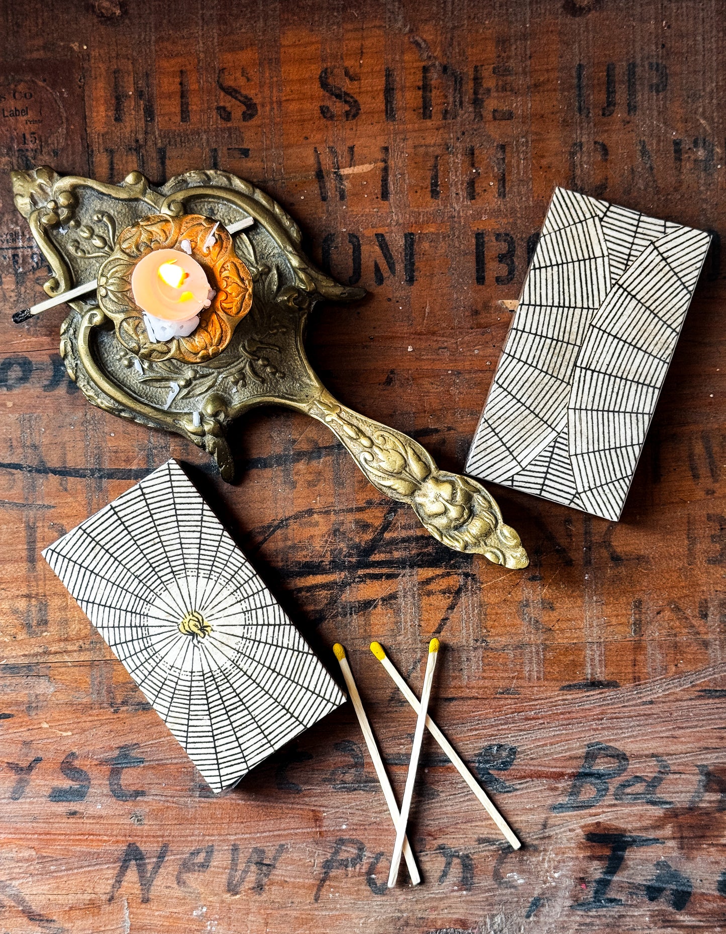 Spiderweb Long Matches | Box of 50