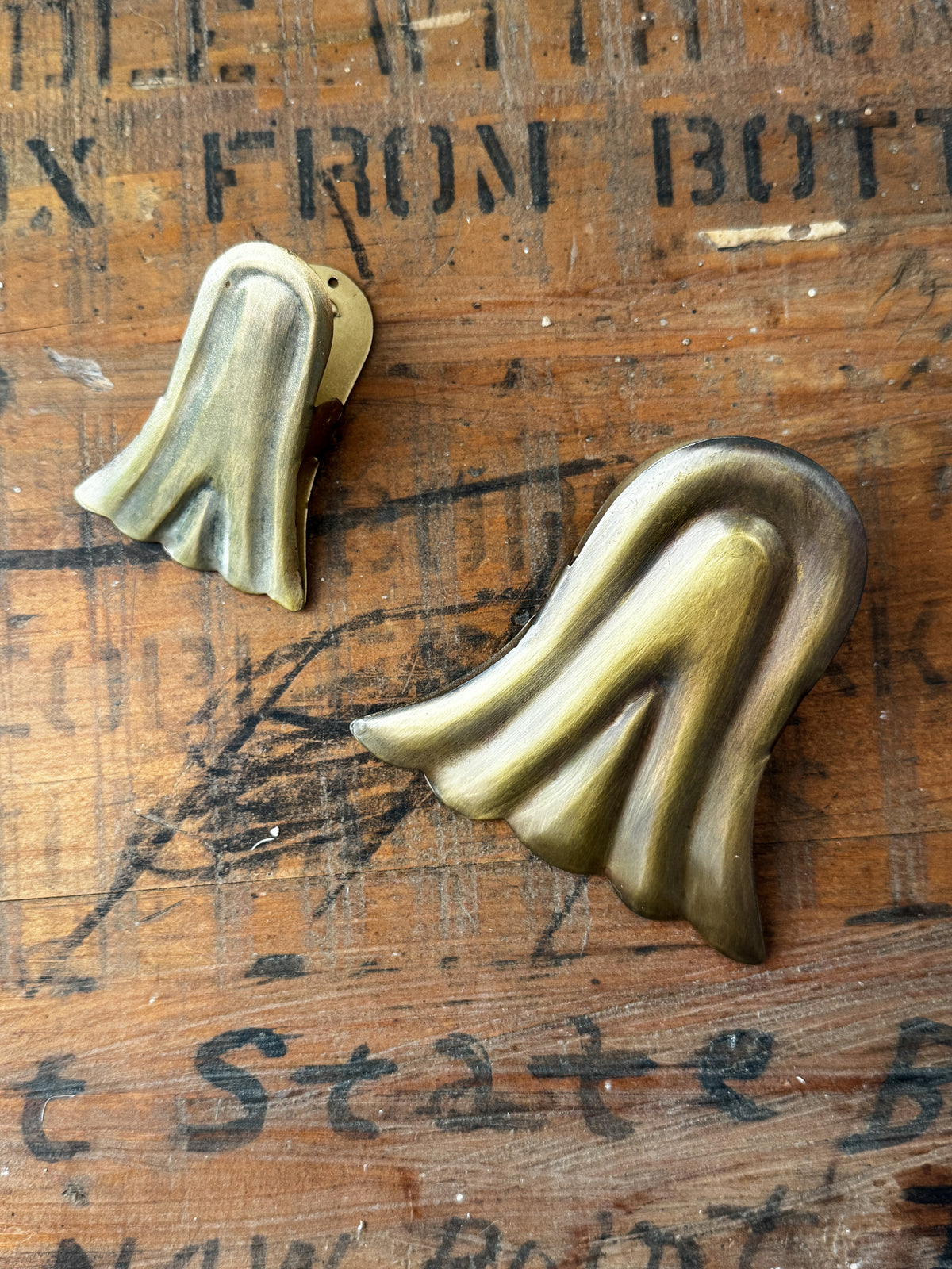 Antique Gold Metal Note Clips | Set of Two